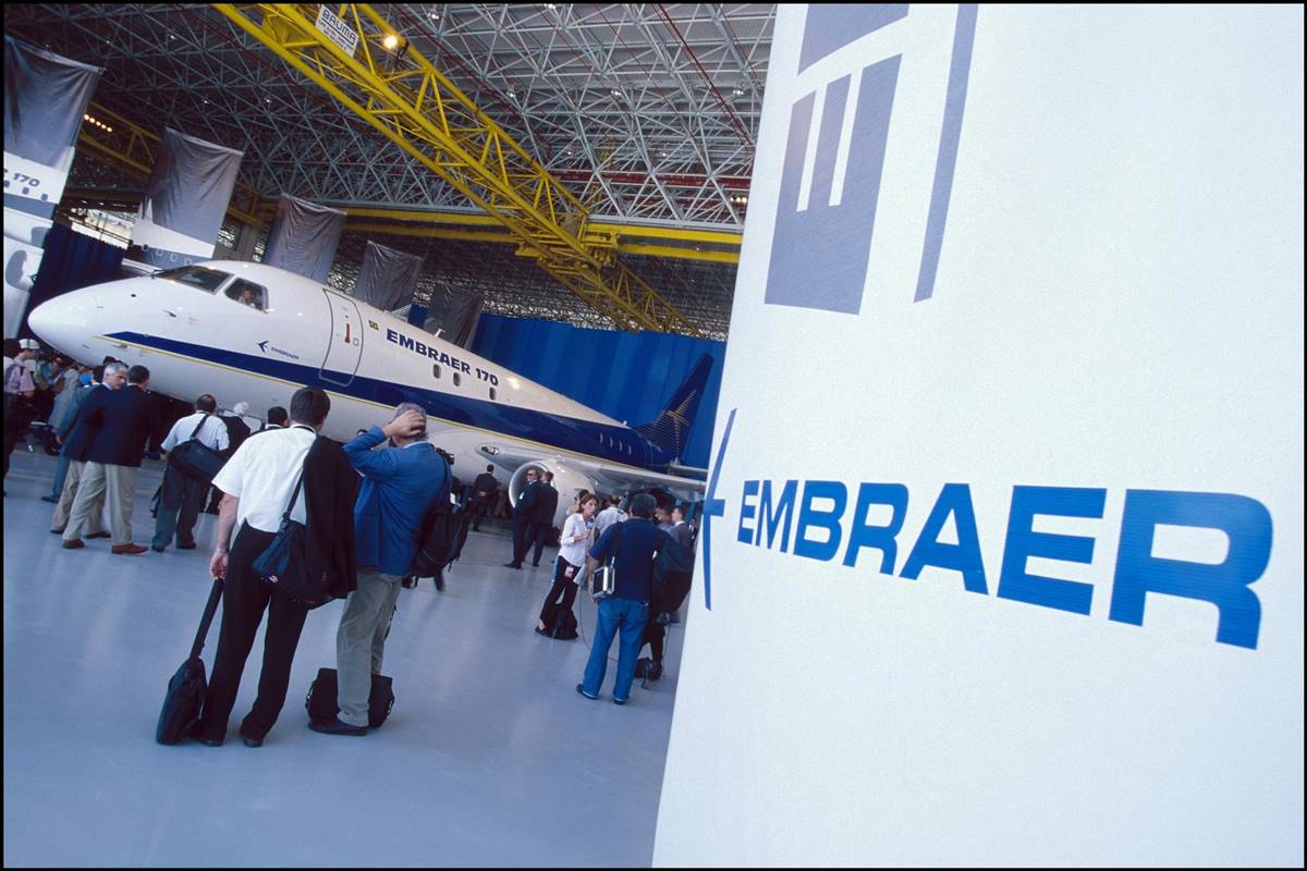 Embraer prevê impacto de R$ 20 bilhões e compara tarifaço à pandemia