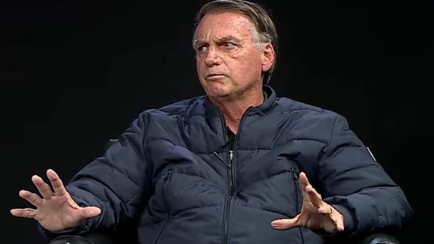 Delação de Cid teria sido anulada na Lava Jato, diz Bolsonaro