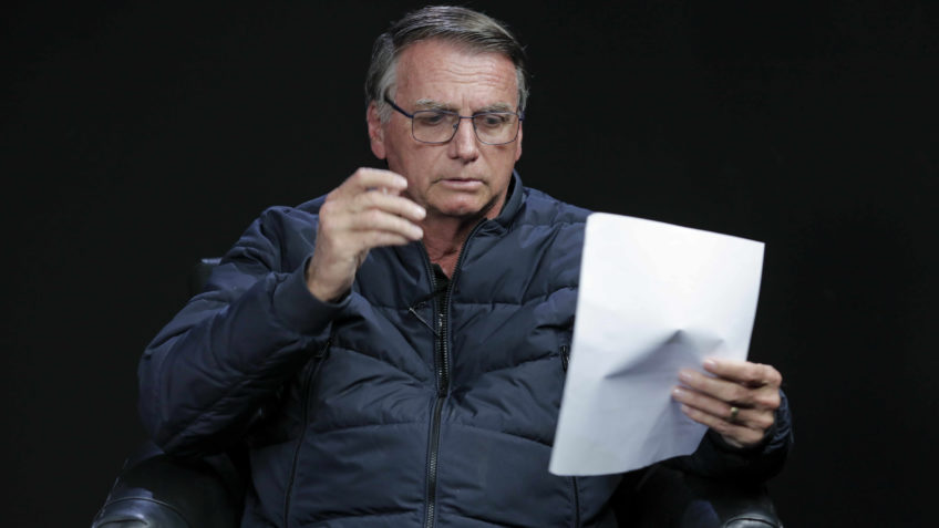 Faremos 120 deputados e 20 senadores em 2026, projeta Bolsonaro