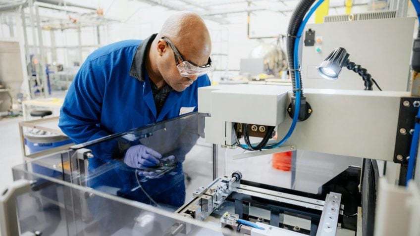 Apple investe US$ 500 mi em materiais essenciais nos EUA