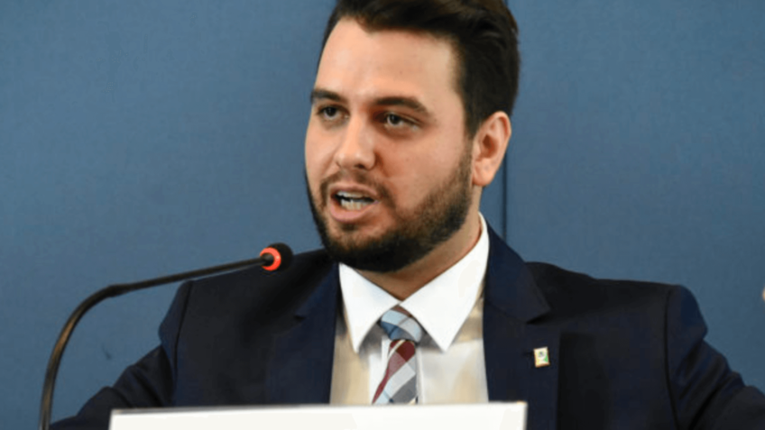 Testemunhas de Filipe Martins faltam em depoimento no STF