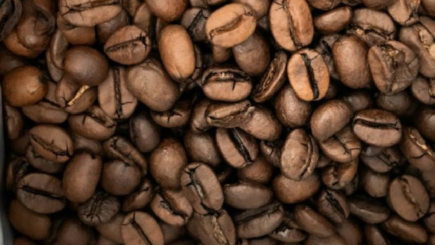 Alta do preço do café resulta em recorde de US$ 14,7 b