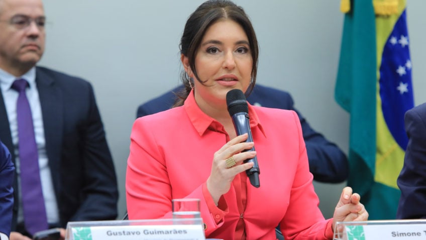 Tebet diz que PEC dos precatórios evita “bomba fiscal” em 2027