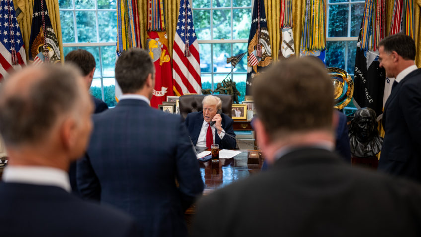 Trump já falou com 34 líderes de outros países; Lula não está na lista