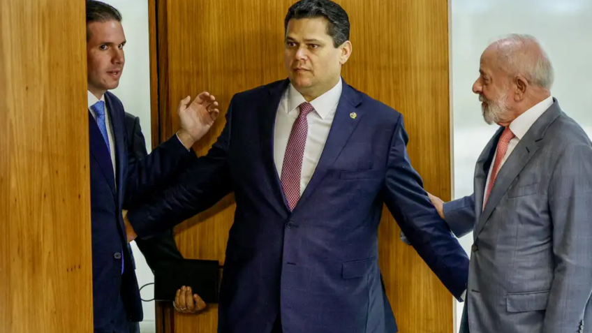 Decisão sobre o IOF indica perda para o Congresso e o Planalto
