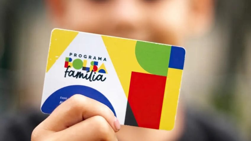 Caixa começa a pagar Bolsa Família de julho; leia o calendário