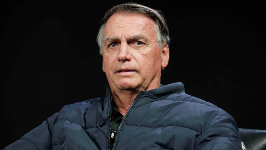 Bolsonaro diz que inquérito sobre golpe "não tem nada" contra ele