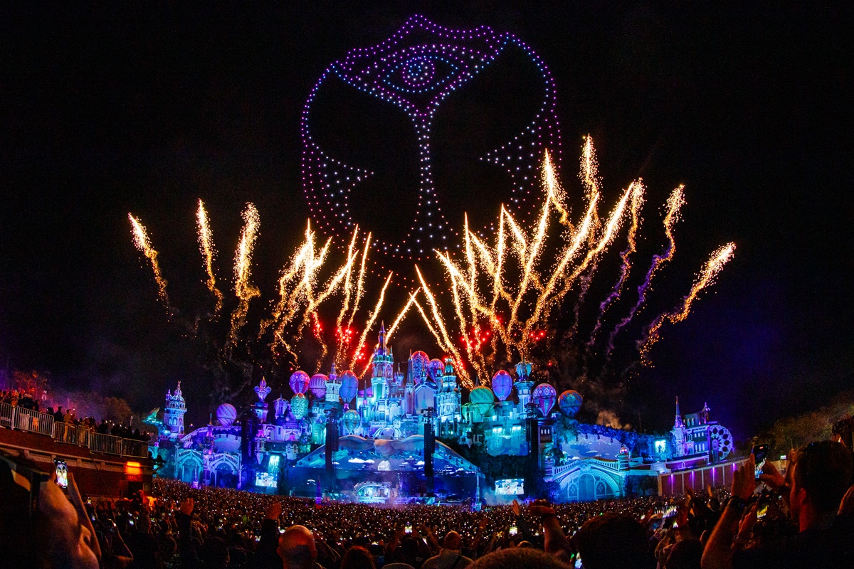 Tomorrowland terá mudança drástica após incêndio devastador em palco