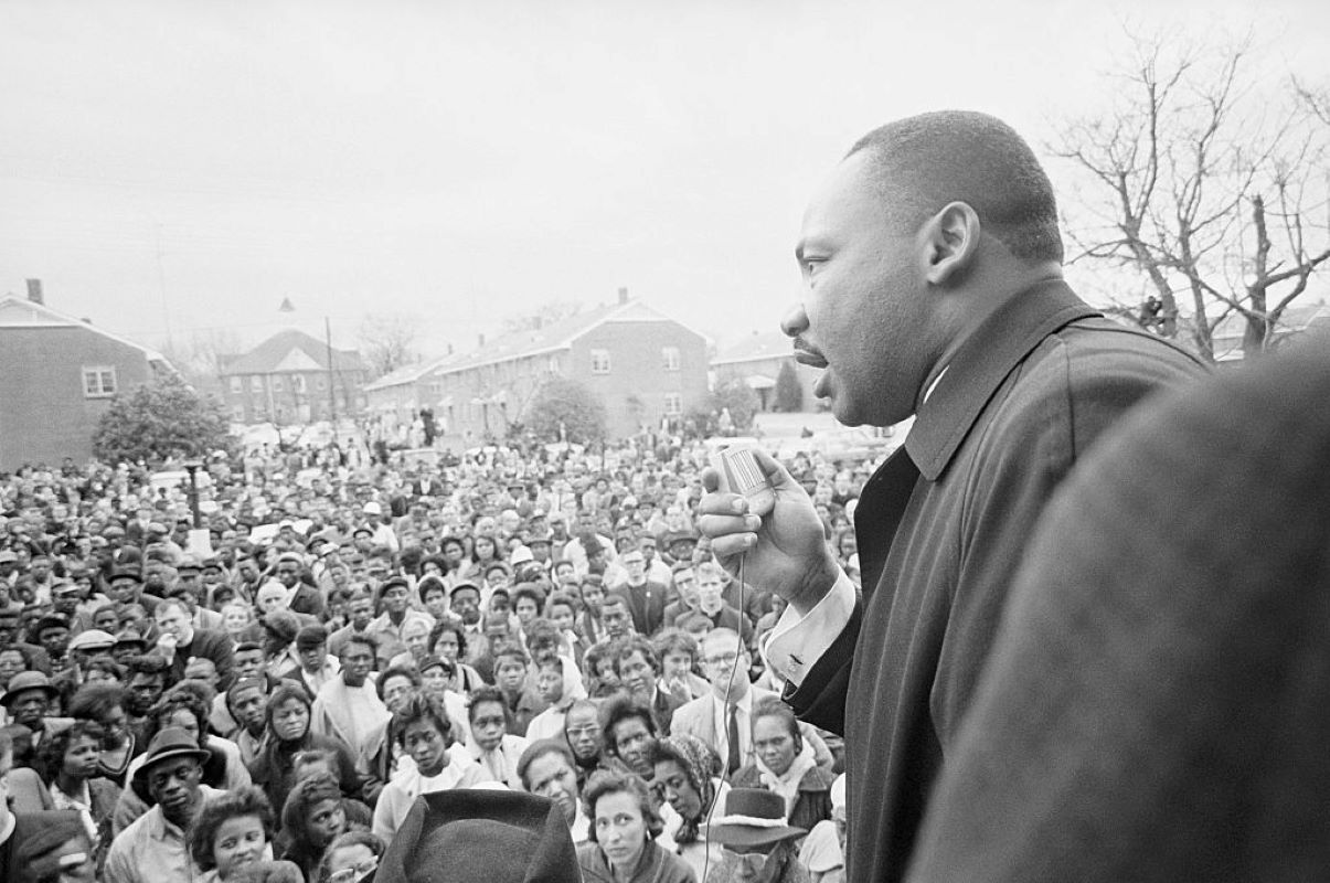 Governo Trump divulga arquivos do assassinato de Martin Luther King