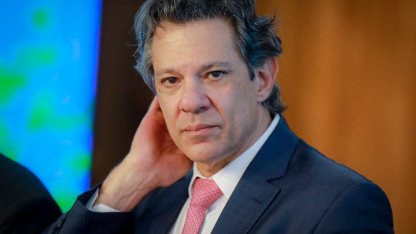 BC receberá dados sobre fintechs ligadas a bets ilegais, diz Haddad