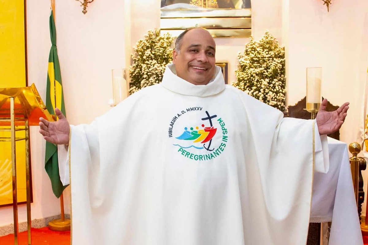 Padre Omar Raposo recebe alta após acidente grave na Venezuela