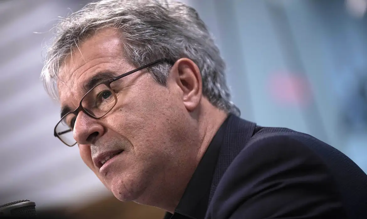 Tarifaço não é "problema comercial" com EUA, diz presidente da Apex