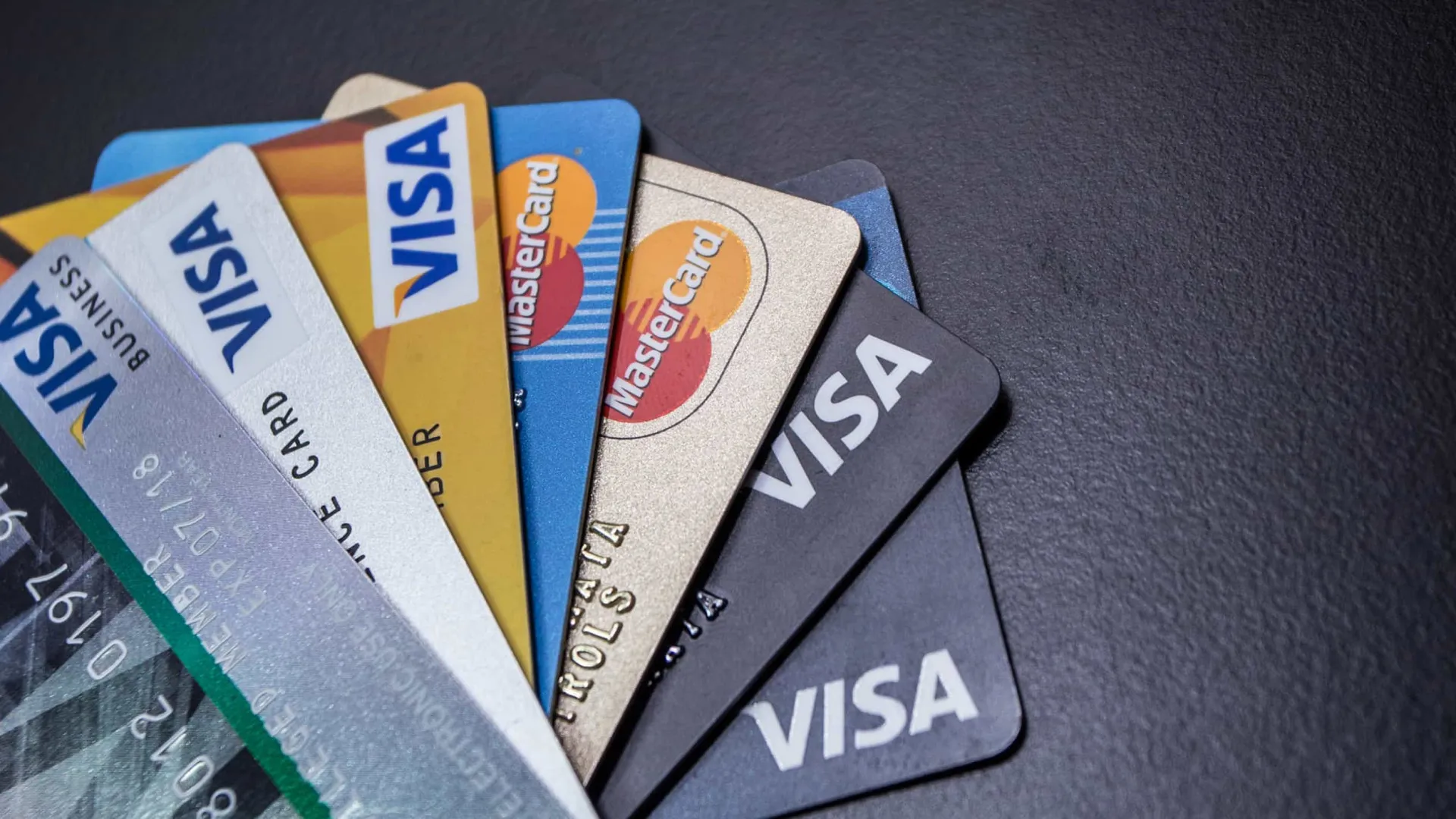 Visa e Mastercard bloqueiam games de sexo e vão parar no Reclame Aqui
