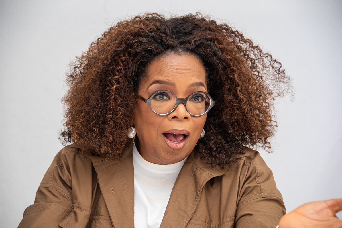 Oprah libera estrada particular em Maui após alerta de tsunami
