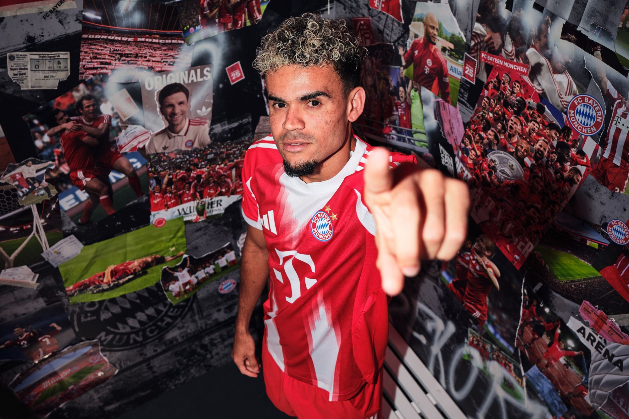 Vídeo: Bayern anuncia Luis Díaz, ex-Liverpool, como novo reforço