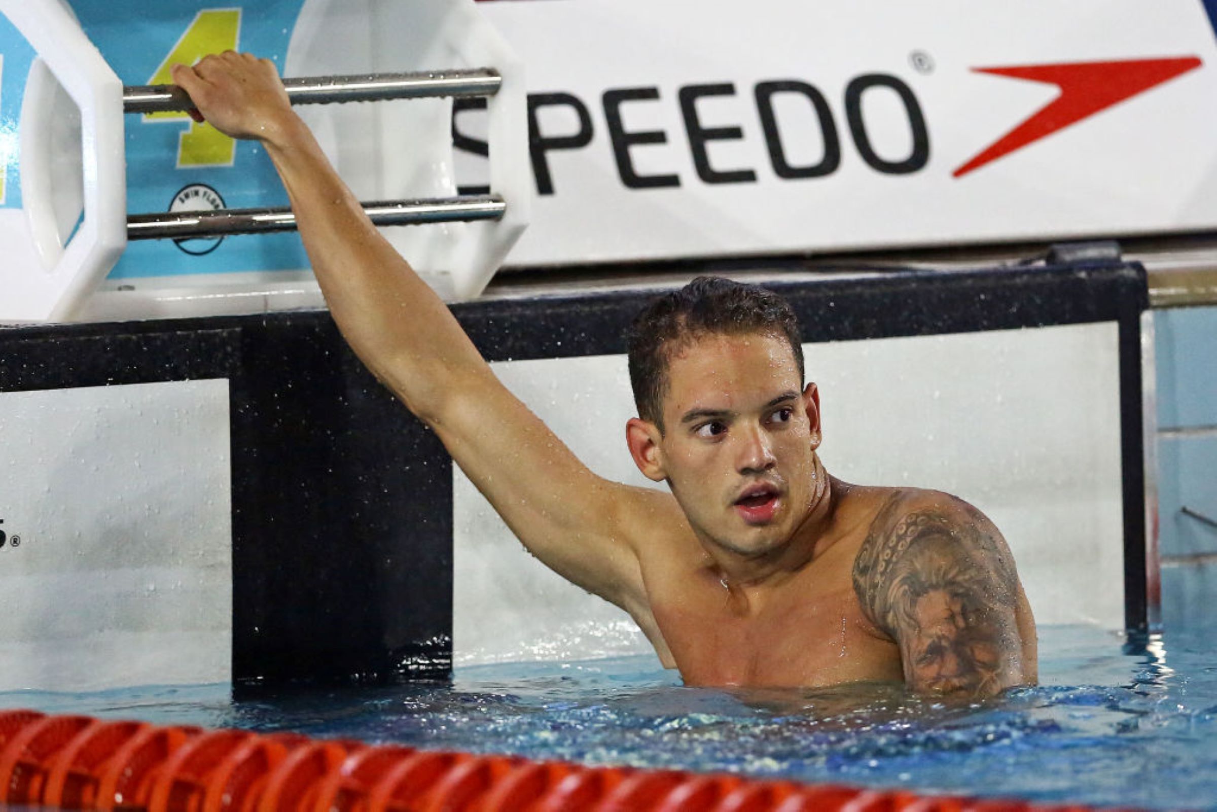 Guilherme Caribé avança à final dos 100m livre no Mundial de natação