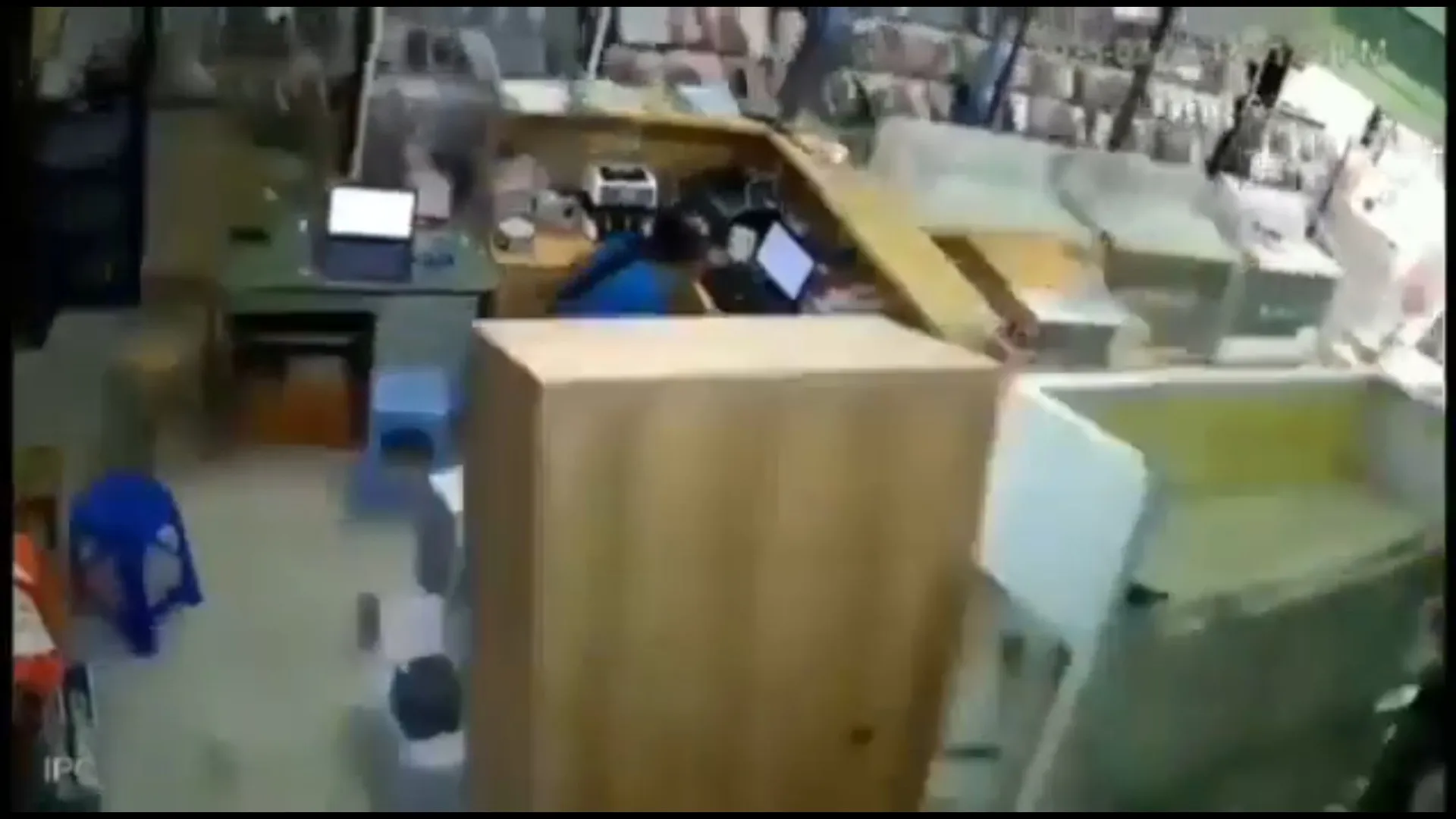 Vídeo mostra momento em que terremoto de 8,8 graus atinge Rússia
