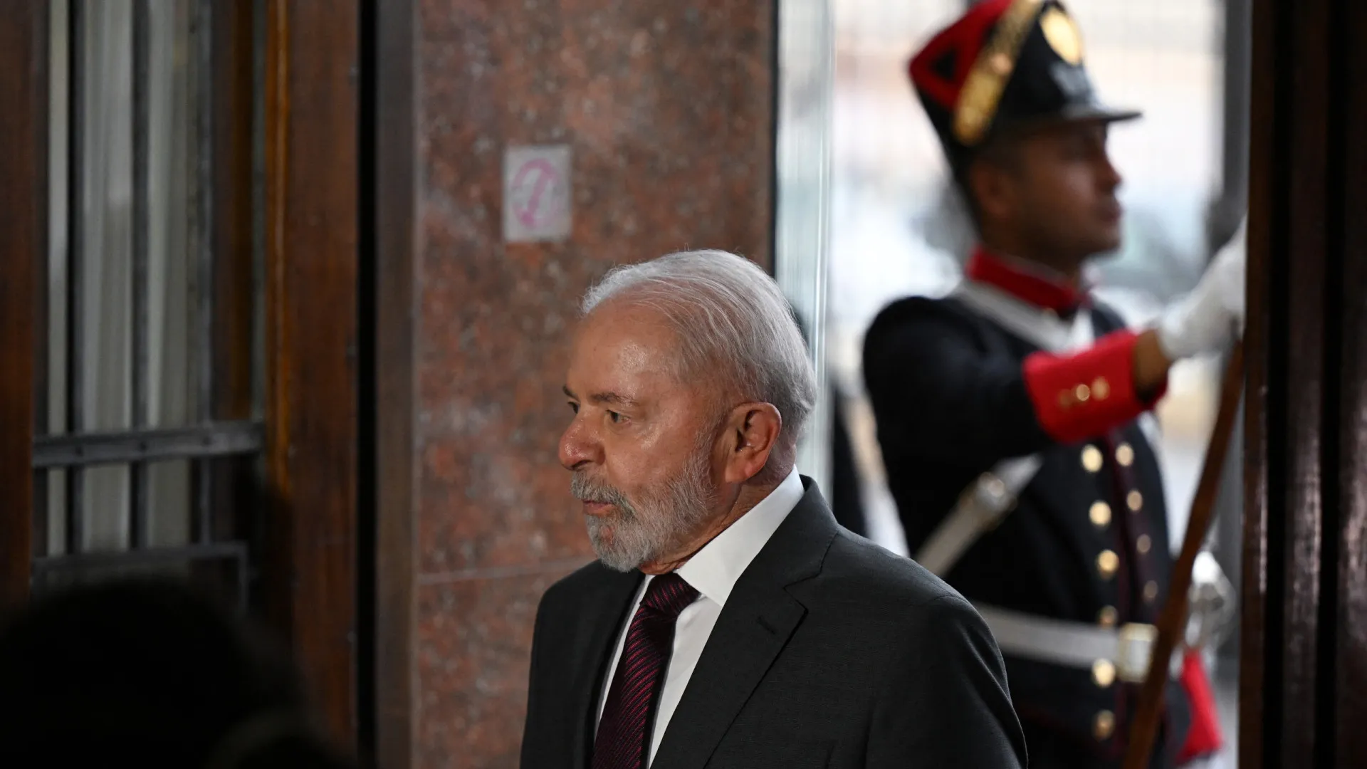 'Hoje é dia sagrado da soberania', diz Lula após sanção a Moraes e confirmação de tarifas