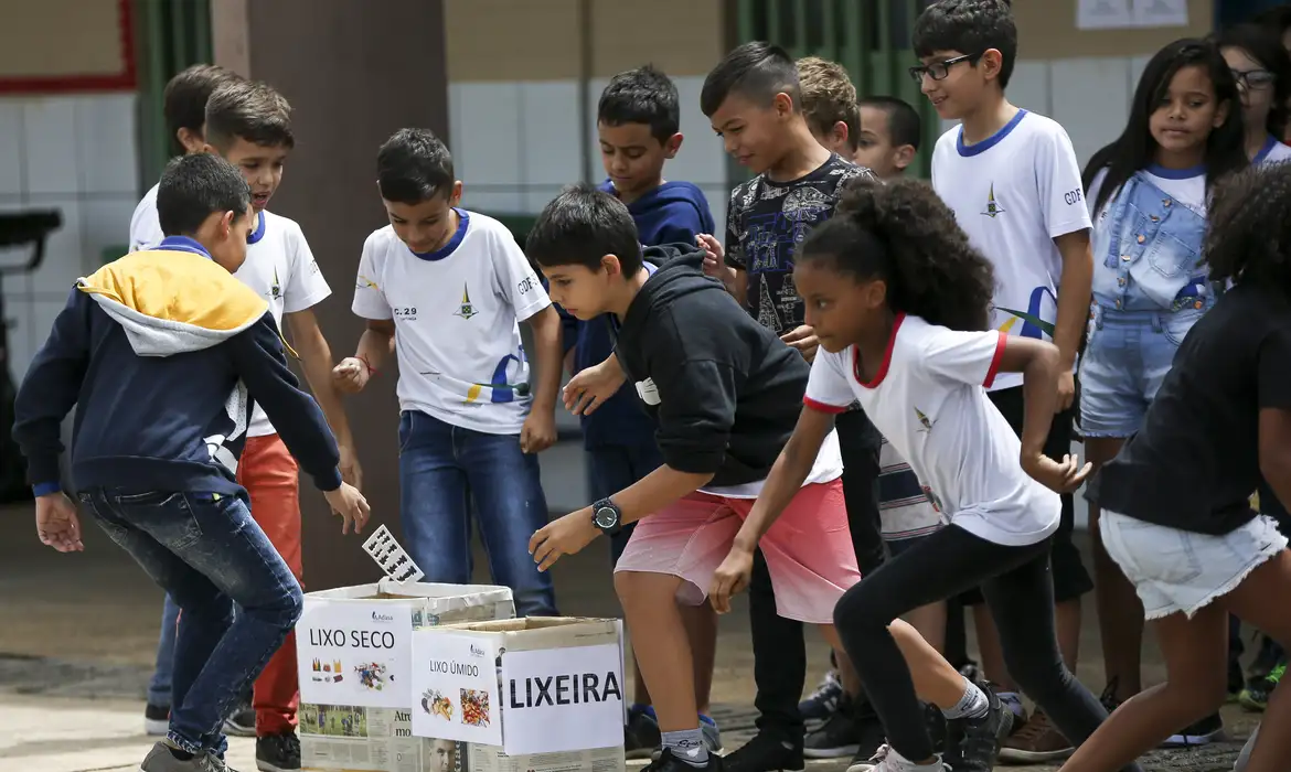 Ações de organização humanitária evitam separação familiar