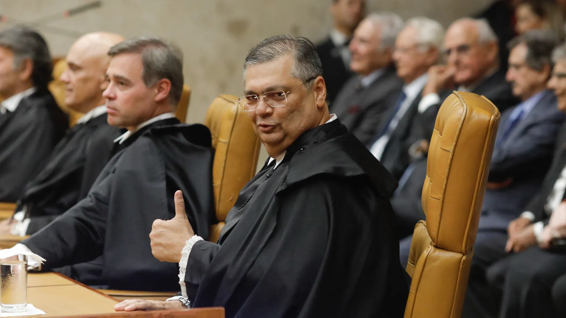 STF responde ao governo Trump, defende processo contra Bolsonaro e se solidariza com Moraes