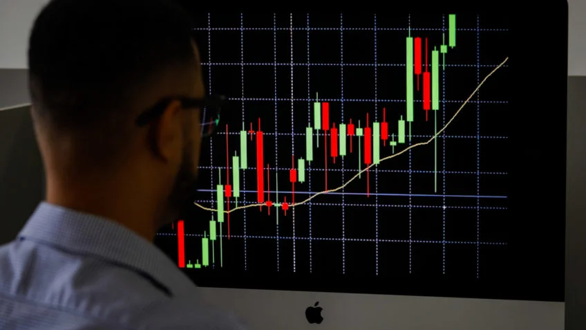 Flexibilização parcial das tarifas dos EUA eleva ações no Brasil