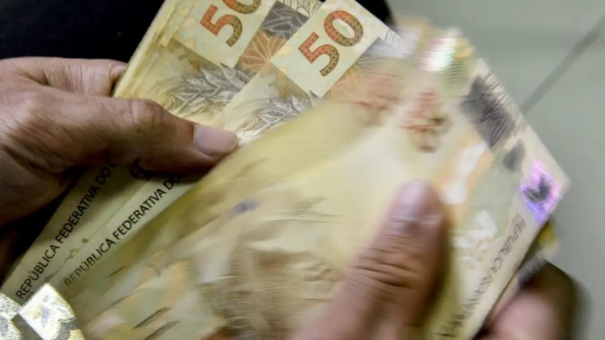 Setor público registra deficit de R$ 47,1 bi em junho, diz BC