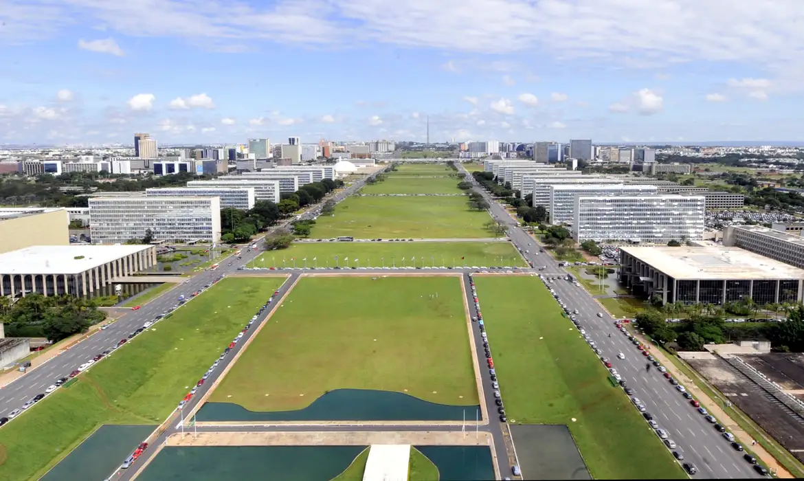 Decreto detalha liberação de R$ 20,6 bilhões do Orçamento de 2025