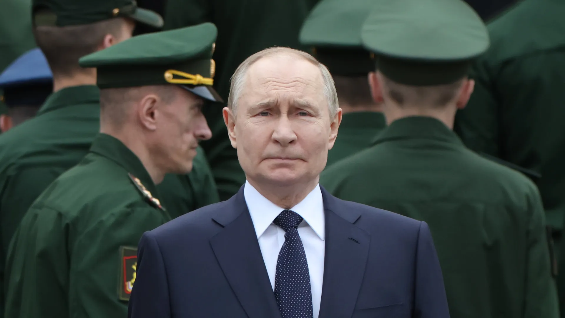 Putin sanciona lei que criminaliza busca na internet de conteúdo proibido