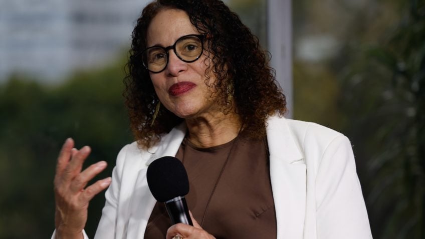 Tarifaço deve impactar pesquisa e desenvolvimento, diz ministra