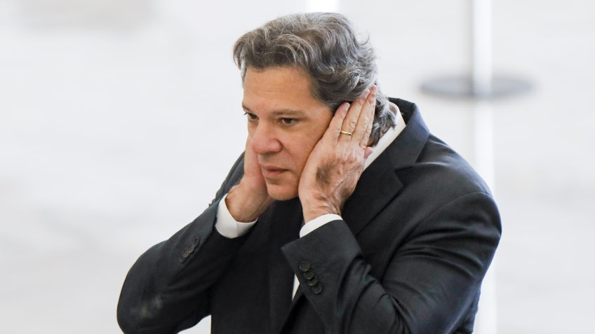 Haddad: proposta de apoio por tarifaço não inclui furar meta fiscal