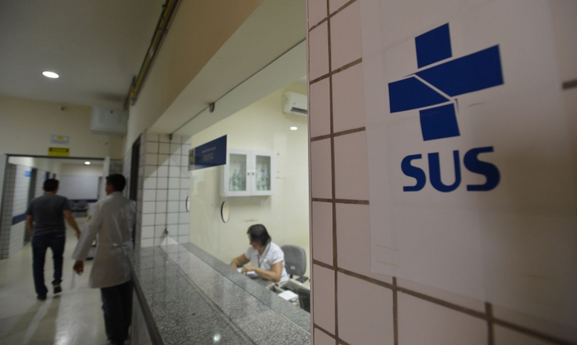 Paciente do SUS pode ser atendido por planos de saúde a partir de hoje