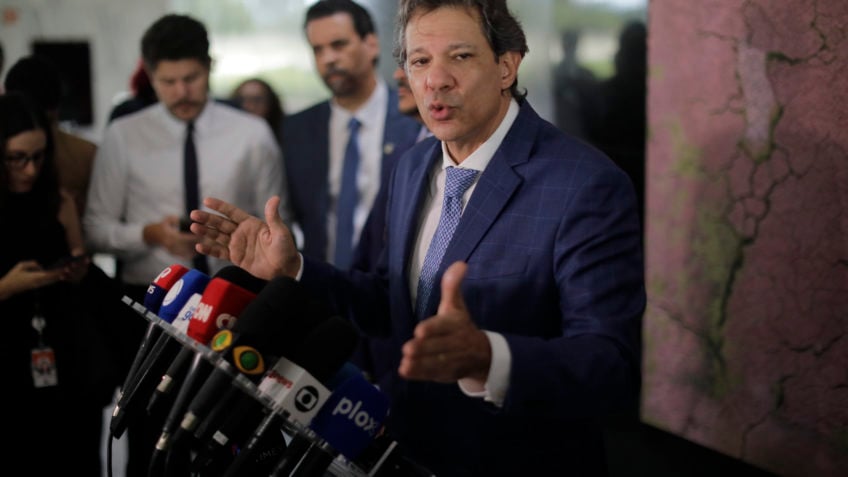 Haddad se reunirá com secretário do Tesouro de Trump na próxima semana