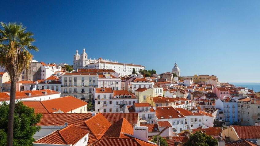 O que é a “polícia para imigrantes” criada por Portugal