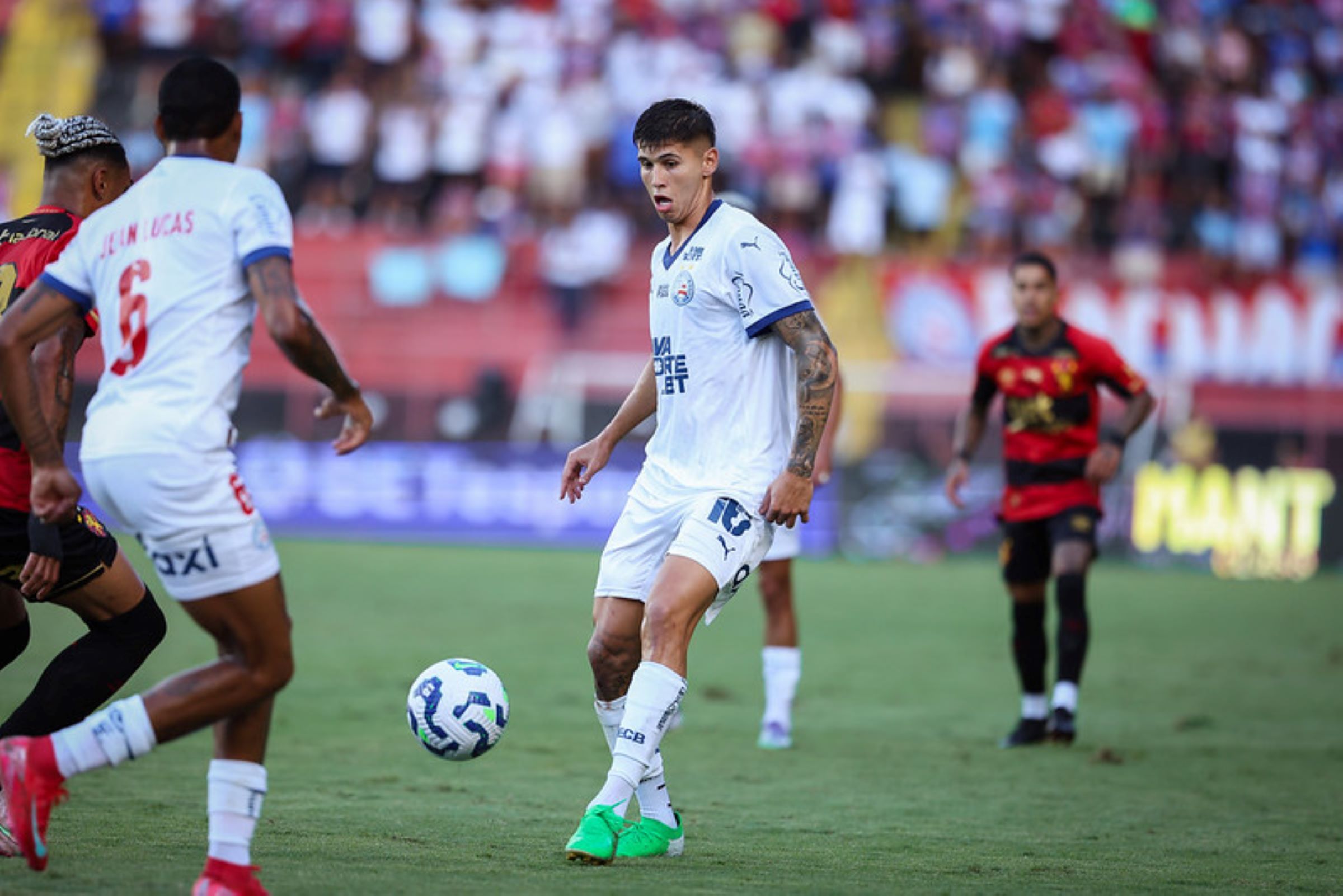 Brasileirão: Sport e Bahia ficam no empate sem gols na Ilha do Retiro