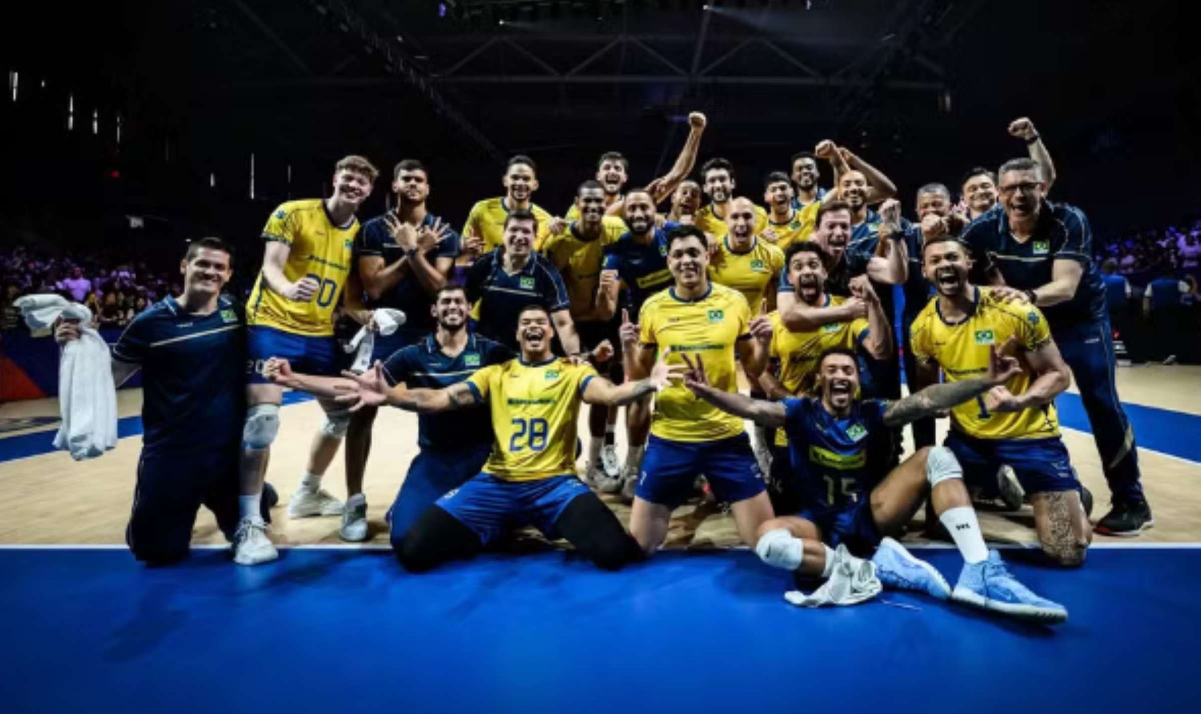 Vôlei: Brasil vira contra Eslovênia e leva o bronze na Liga das Nações