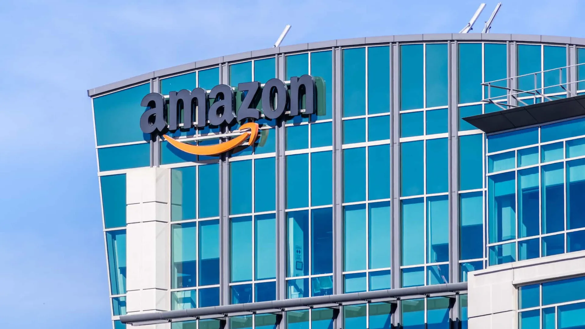 Amazon investe R$ 55 bilhões no Brasil em uma década dobra número de empregos