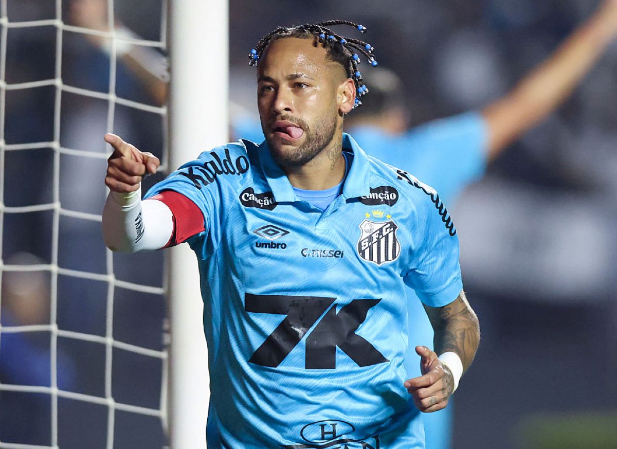 Brasileirão: com dois de Neymar, Santos vence Juventude e sai do Z4