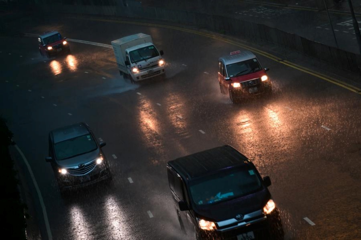 Hong Kong emite alerta máximo de tempestade pela 4ª vez em 8 dias
