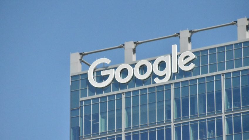 Google nega rumores de que vai retomar serviços na China