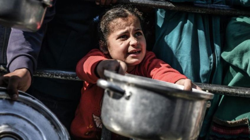 Israel vai liberar mercadorias em Gaza por meio de comerciantes