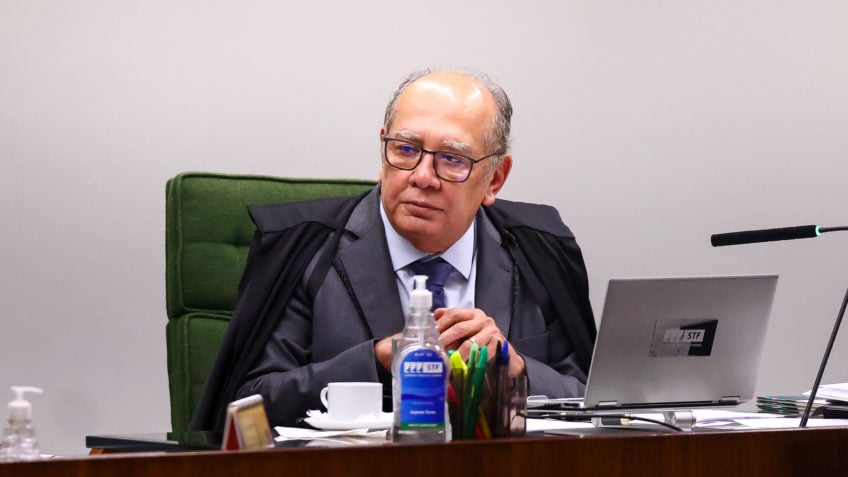 Gilmar critica “narrativas” contra STF após prisão domiciliar de Bolsonaro