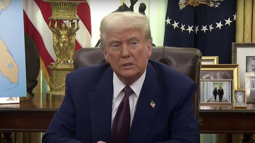 EUA vão impor tarifas sobre semicondutores e chips, diz Trump