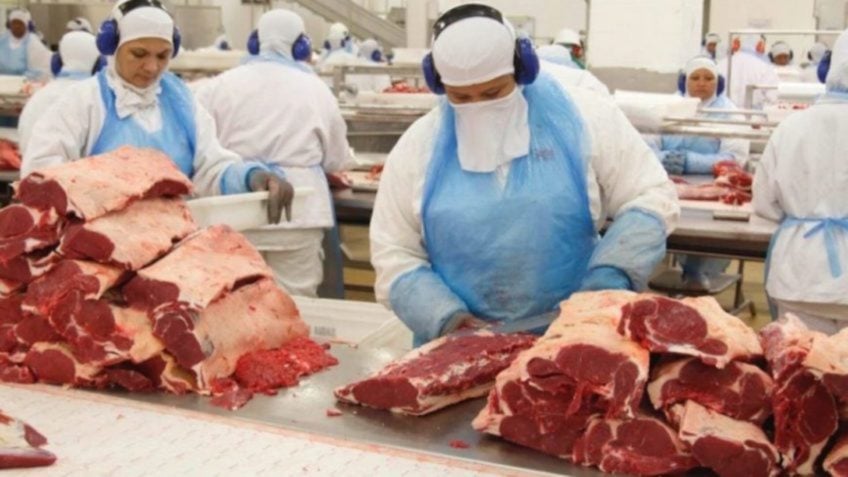 China estende investigação sobre carne importada