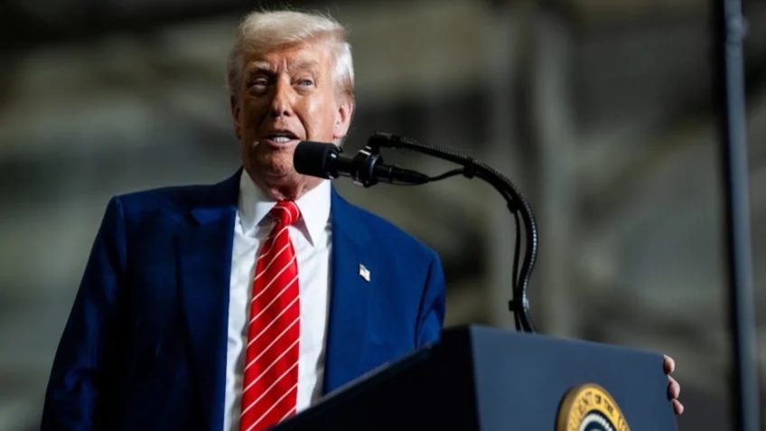 Trump e Apple anunciam US$ 100 bi para expandir produção nos EUA