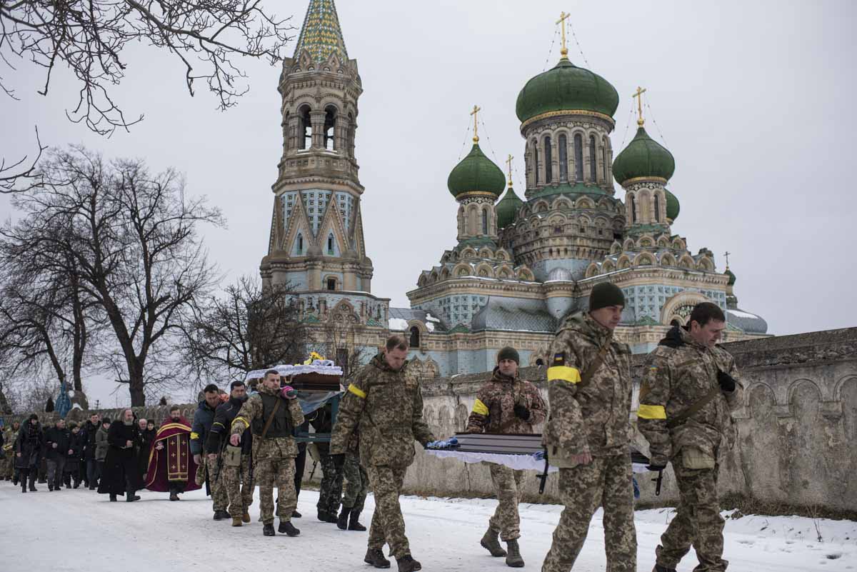 Ucrânia exclui 1 mil soldados de troca de prisioneiros com a Rússia
