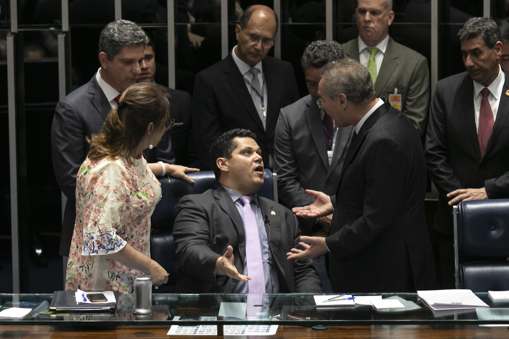 Crítico da atual obstrução, Alcolumbre tomou Mesa Diretora por 7h em 2019