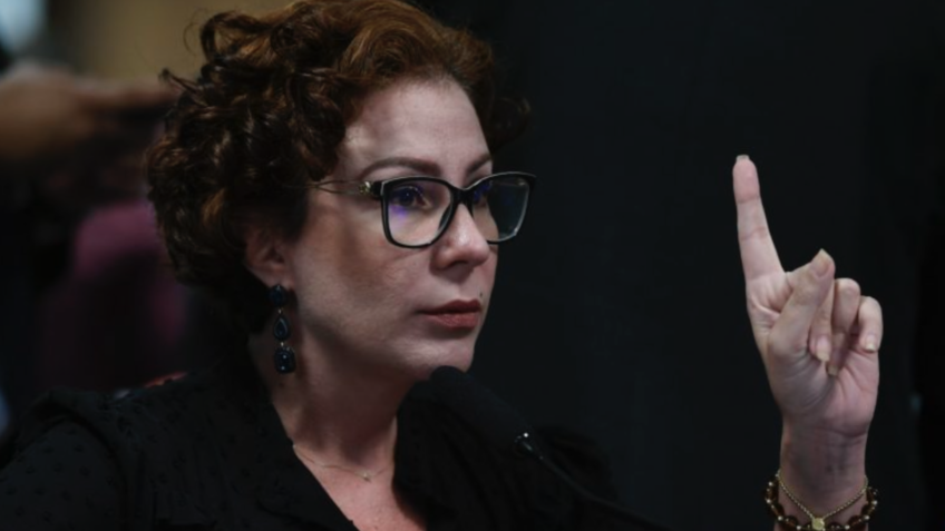 Zambelli divulga e apaga carta chamando Moraes de “ditador”