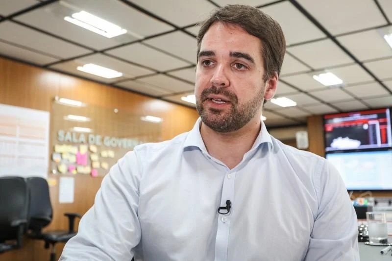 Eduardo Leite reivindica apoio da União para dívidas do setor agropecuário gaúcho