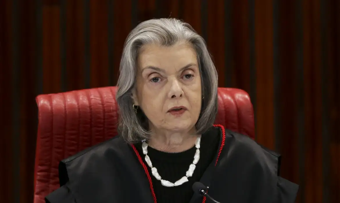 TSE decide que próxima lista tríplice do TRE-RJ deve ter três mulheres