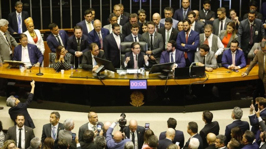 Vencemos a guerra sem atirar, diz Hugo Motta sobre desobstrução